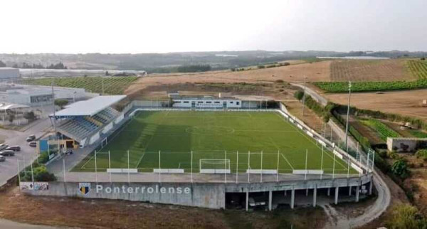 Campo de Futebol do Ponterrolense