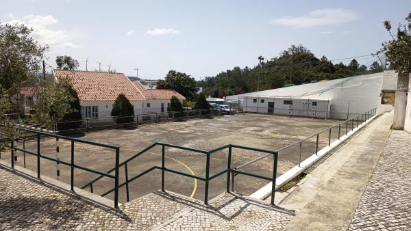 Polidesportivo descoberto de Matacães